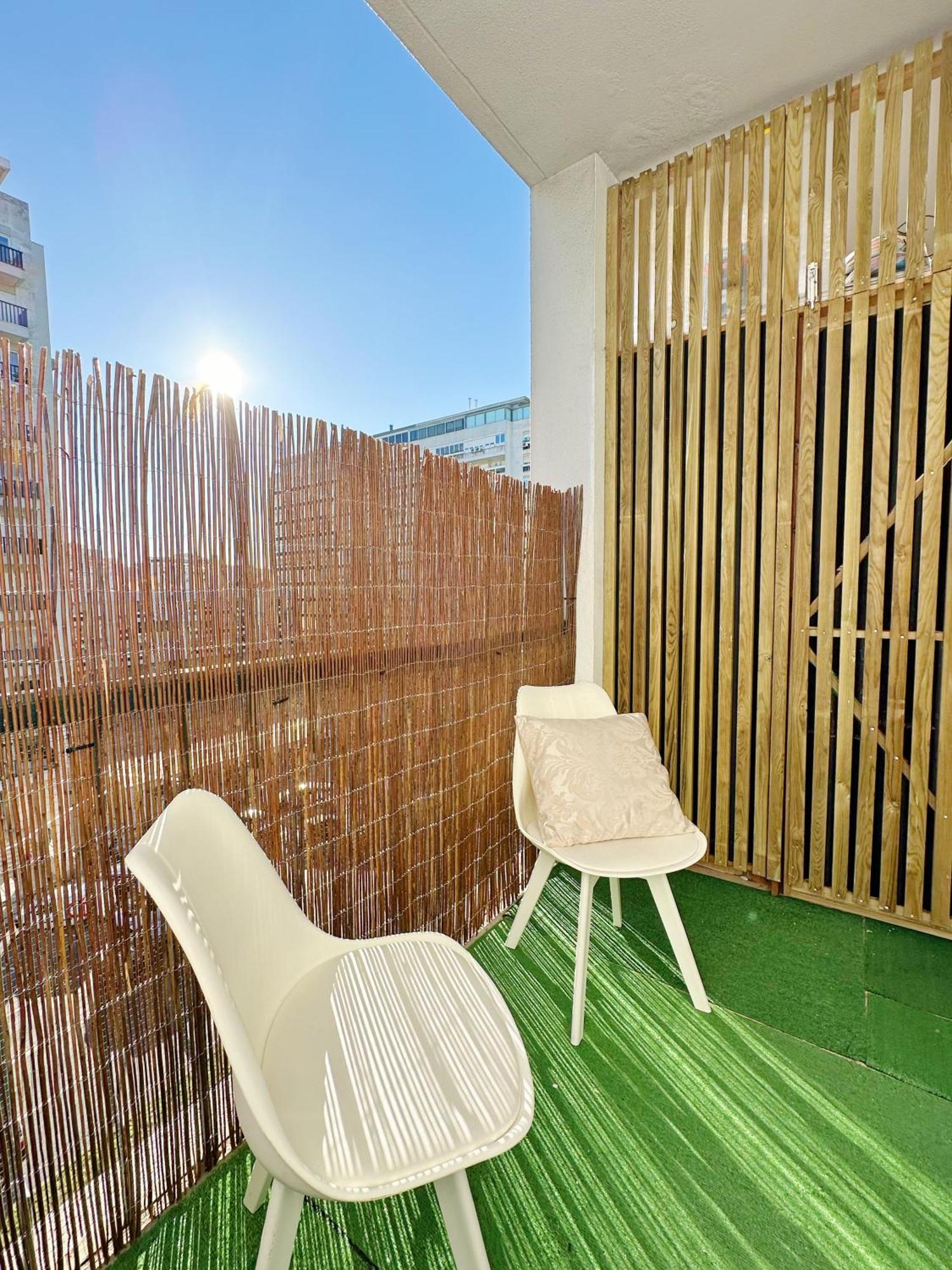 Soar Home I Urban Nest - Near Airport & Green Park Lissabon Exterior foto